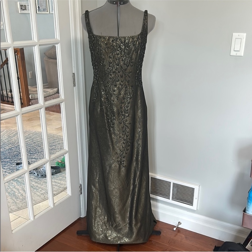 Carmen Marc Valvo Metallic Black Evening Dress